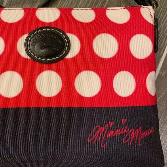 🚫SOLD🚫 Dooney & Bourke Minnie pouchette NWT - Picture 5 of 5
